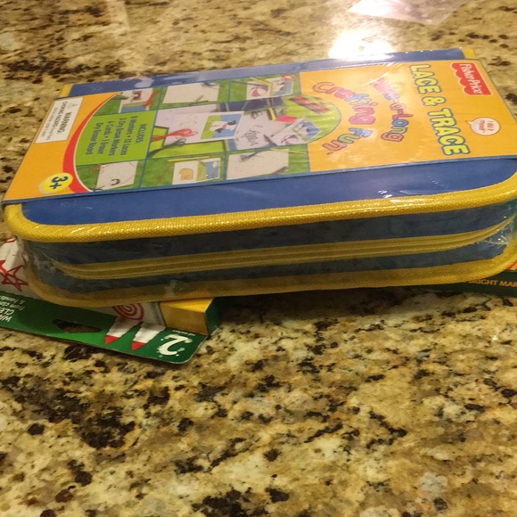 Fisher Price Lace & Trace 33 piece Take-A-Long NEW Crafting Fun for Children NEW - Picture 7 of 7